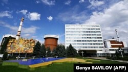 Південноукраїнська АЕС розташована біля міста Південноукраїнськ Миколаївської області, яке колись називалося Гард.