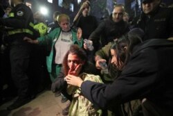 Постраждалу дівчину, що йшла на кінопоказ, госпіталізували