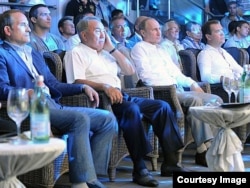 Медведчук, Назарбаєв, Путін і Медведєв на змаганнях у Сочі, 17 серпня 2013 року, фото з сайту руху «Український вибір»