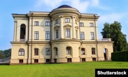 Палац гетьмана Війська Запорозького Кирила Розумовського (1728–1803) в Батурині