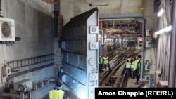 Ексклюзивні фото: ядерні укриття часів СРСР у празькому метро