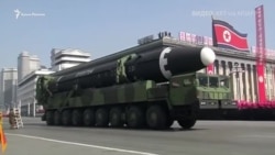 Северная Корея демонстрирует ракеты накануне Олимпиады (видео) Северная Корея демонстрирует ракеты накануне Олимпиады (видео)