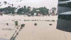 Руйнівні наслідки найбільшої повені в Україні (відео) Руйнівні наслідки найбільшої повені в Україні (відео)