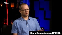 «Наприклад, в 1990-х роках, вже відповідно за незалежності, існувало офіційне представництво ФСБ при СБУ і навпаки» – Андрющенко
