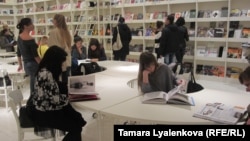 Библиотека (иллюстративное фото)