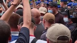 «Рейвах прайд» на Банковій: ЛГБТ-активісти вимагали ухвалення закону проти дискримінації (відео) «Рейвах прайд» на Банковій: ЛГБТ-активісти вимагали ухвалення закону проти дискримінації (відео)