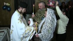 Як святкували весілля в Водяному - на самому краю війни Як святкували весілля в Водяному - на самому краю війни