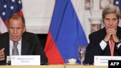Главы внешнеполитических ведомств России и США