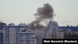 Близько опівночі у Києві була оголошена повітряна тривога, вона тривала понад вісім годин.