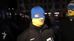 Харківські євромайданівці у супроводі «ультрас» пройшлися ходою Харківські євромайданівці у супроводі «ультрас» пройшлися ходою