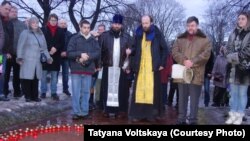 Памятная акция активистов центра "Белое дело" в Петербурге, 22 февраля 2015 г.