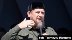 Кадыров на митинге в Грозном назвал власти Мьянмы "фашиствующим" режимом