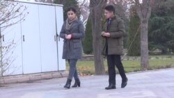 Бунёд Раҳнамо шоҳҷоизаи "Фурӯғи субҳи доноӣ"-ро ба даст овард Бунёд Раҳнамо шоҳҷоизаи "Фурӯғи субҳи доноӣ"-ро ба даст овард