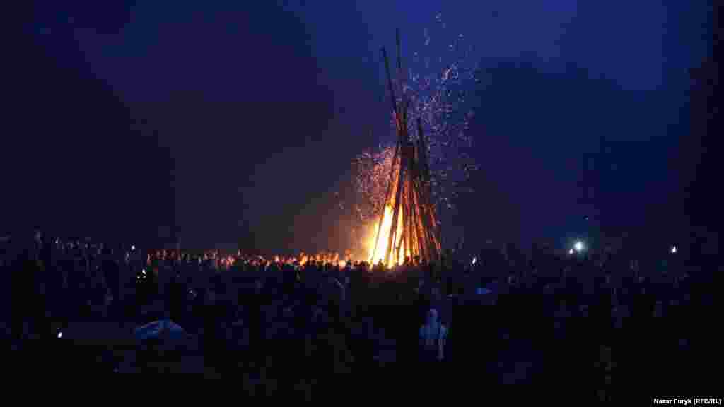 Саме тут, на фестивалі, збирається велика кількість «неформалів»