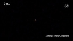 NASA посадила марсохід на поверхню Марса NASA посадила марсохід на поверхню Марса