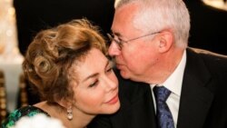 Лицом к событию. Раскол среди своих Лицом к событию. Раскол среди своих