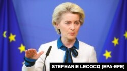 Урсула фон дер Ляєн додала, що Росія накопичує власне продовольство, використовуючи затримку його експорту «як різновид шантажу»