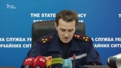 Внаслідок вибухів у Балаклії евакуювали майже 20 тисяч жителів – ДСНС (відео) Внаслідок вибухів у Балаклії евакуювали майже 20 тисяч жителів – ДСНС (відео)