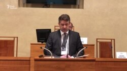 Український посол в Чехії закликав чеський Сенат визнати Голодомор 1932-33 років геноцидом (відео) Український посол в Чехії закликав чеський Сенат визнати Голодомор 1932-33 років геноцидом (відео)