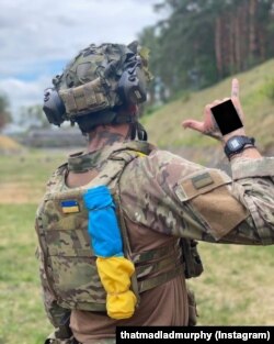 «Я не планую нікуди йти, поки ми не виграємо війну. І реалістично – я хотів би продовжувати служити доти, доки я просто фізично не зможу більше» – Мюррей