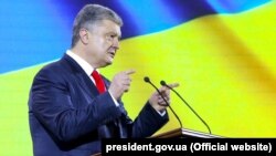 Порошенко: безпілотні ударні літальні апарати значно збільшать бойові спроможності і Сил спеціальних операцій, і наших бойових підрозділів