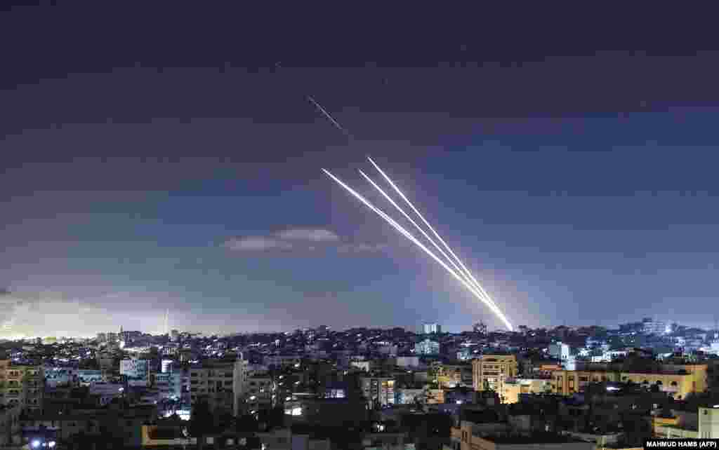 Ракети, випущені в бік Ізраїлю з Гази, екстремістським угрупованням «Хамас», 18 травня 