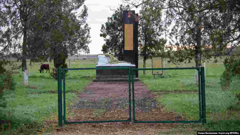 «Жизнь текла размеренно. Такое село – скромное и доброе», – рассказывает Сеитбуллаева