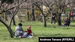 Bucureșteni la iarbă verde. Aprilie 2021.