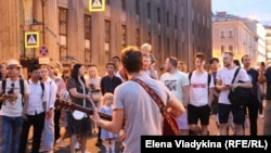 Массовые гуляния на "Алых парусах" в Петербурге