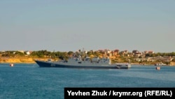 За словами Скібіцького, російське військове керівництво завозило на територію Криму також відремонтовану техніку переважно приховано