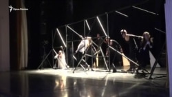 Сто лет спустя в те же проблемы: футуристическая опера о Крыме «2014» (видео) Сто лет спустя в те же проблемы: футуристическая опера о Крыме «2014» (видео)