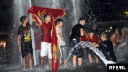 Slavlje na ulicama Podgorice nakon osvojene srebrne medalje rukometašica