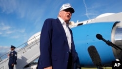 «Я завжди казав, що він хоче всю Україну, а не лише її частину, і, можливо, це так і є, але якщо він це зробить, це призведе до падіння Росії!», – наголосив президент США