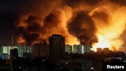 O explozie a unei drone în timpul unui atac cu drone rusești. Kiev, Ucraina, 24 mai 2025.