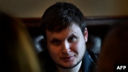 Російський пранкер Олексій Столяров