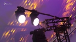 Пытки током и безысходность: на «Книжном Арсенале» прочитали письмо арестованного в Крыму фрилансера Владислава Есипенко (видео) Пытки током и безысходность: на «Книжном Арсенале» прочитали письмо арестованного в Крыму фрилансера Владислава Есипенко (видео)