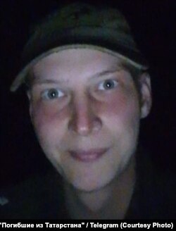 Александр Маслов