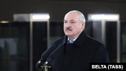 Олександр Лукашенко заявив, що проти Білорусі «працюють найпотужніші спецслужби світу», у тому числі США, які «створили центр у Києві»