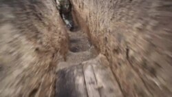 Обстріл кореспондента на передовій морпіхів під Широкино Обстріл кореспондента на передовій морпіхів під Широкино