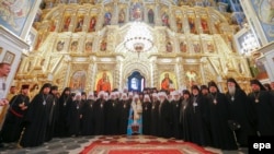 Митрополит Онуфрий и члены Священного Синода УПЦ (МП) во время избрания нового главы Украинской Церкви