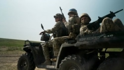 'Sve oči su uprte u nebo': Kijevske trupe uče ratovati s dronovima 'Sve oči su uprte u nebo': Kijevske trupe uče ratovati s dronovima