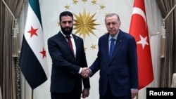Suriyanın müvəqqəti prezidenti Əhməd əs-Şaraa Ankarada Türkiyə prezidenti Rəcəb Tayyib Ərdoğanla görüşür.