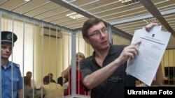 Юрій Луценко під час засідання Печерського районного суду міста Києва