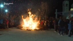 Nalaganje badnjaka u Podgorici Nalaganje badnjaka u Podgorici