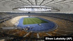 Трибуни стадіонів, де відбуватимуться матчі, буде можливість заповнити на 25%