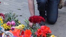 Роковини трагедії 2 травня: одесити вшанували пам’ять загиблих (відео) Роковини трагедії 2 травня: одесити вшанували пам’ять загиблих (відео)