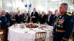 Лицом к событию. Неразлучная верхушка Лицом к событию. Неразлучная верхушка