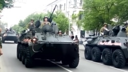 Танки, «Юнармия» и советские песни: в Севастополе репетируют парад к 9 мая (видео) Танки, «Юнармия» и советские песни: в Севастополе репетируют парад к 9 мая (видео)