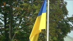 Порошенко привітав Україну з Днем державного прапора (відео) Порошенко привітав Україну з Днем державного прапора (відео)