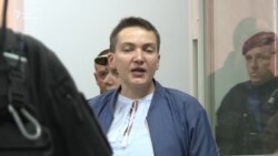 Суд над Савченко перенесли, бо вона змінила адвокатів (відео) Суд над Савченко перенесли, бо вона змінила адвокатів (відео)